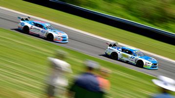 TeamSLR Makes Best of Eventful Lime Rock